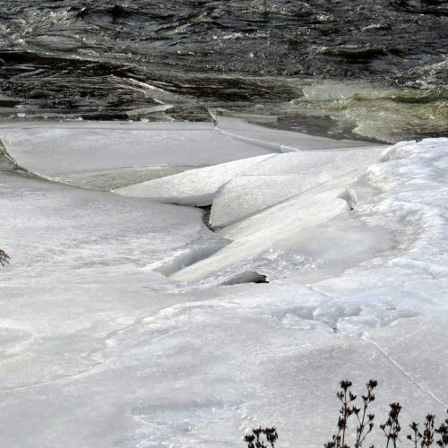 8. Ashuelot Ice Shelves Collapsing